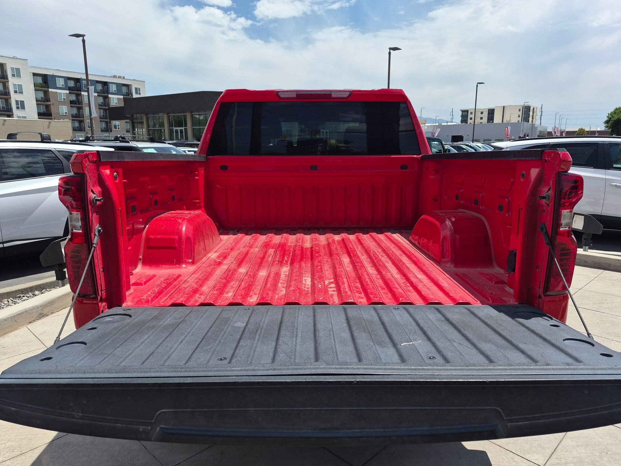 Used 2022 Chevrolet Silverado 1500 Custom AWD/4WD image 28
