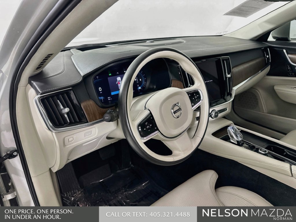 Used 2022 Volvo S90 B6 Inscription w/ Advanced Package AWD/4WD image 10