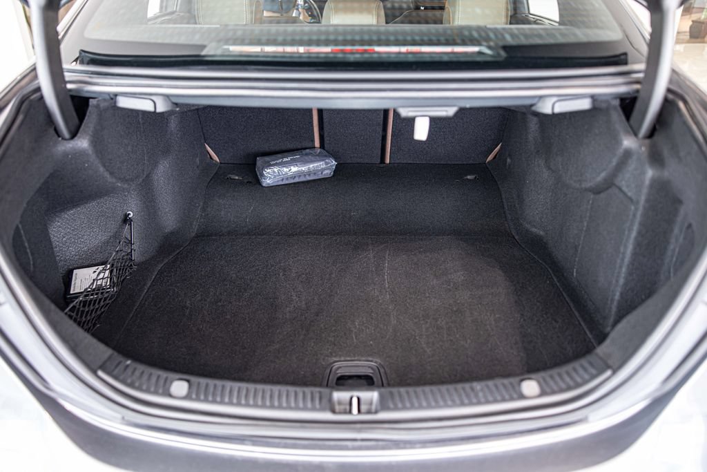 Used 2023 Mercedes-Benz E 450 4MATIC Sedan image 16