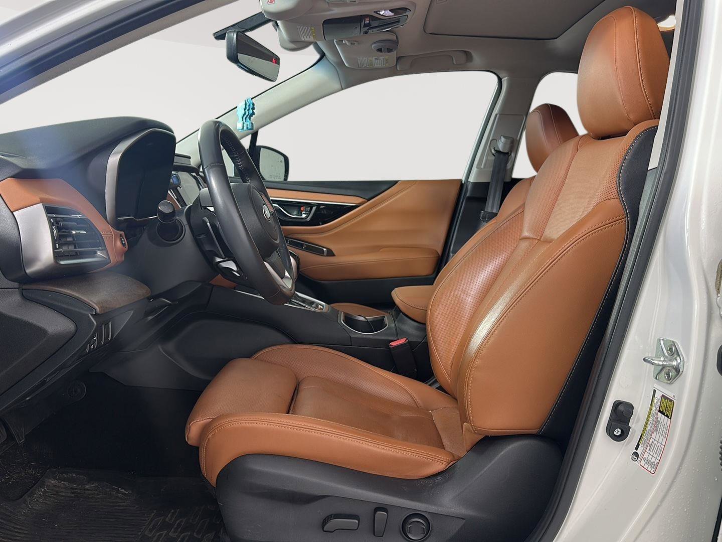 Used 2022 Subaru Legacy Touring XT AWD/4WD image 5