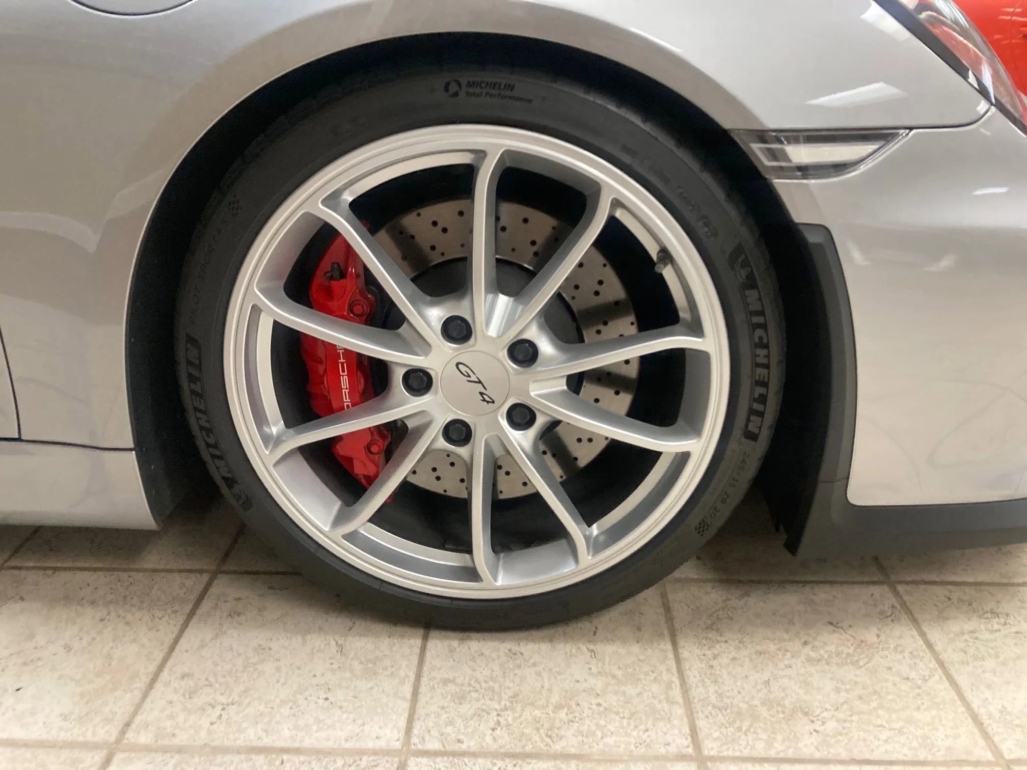 Used 2016 Porsche Cayman GT4 image 10