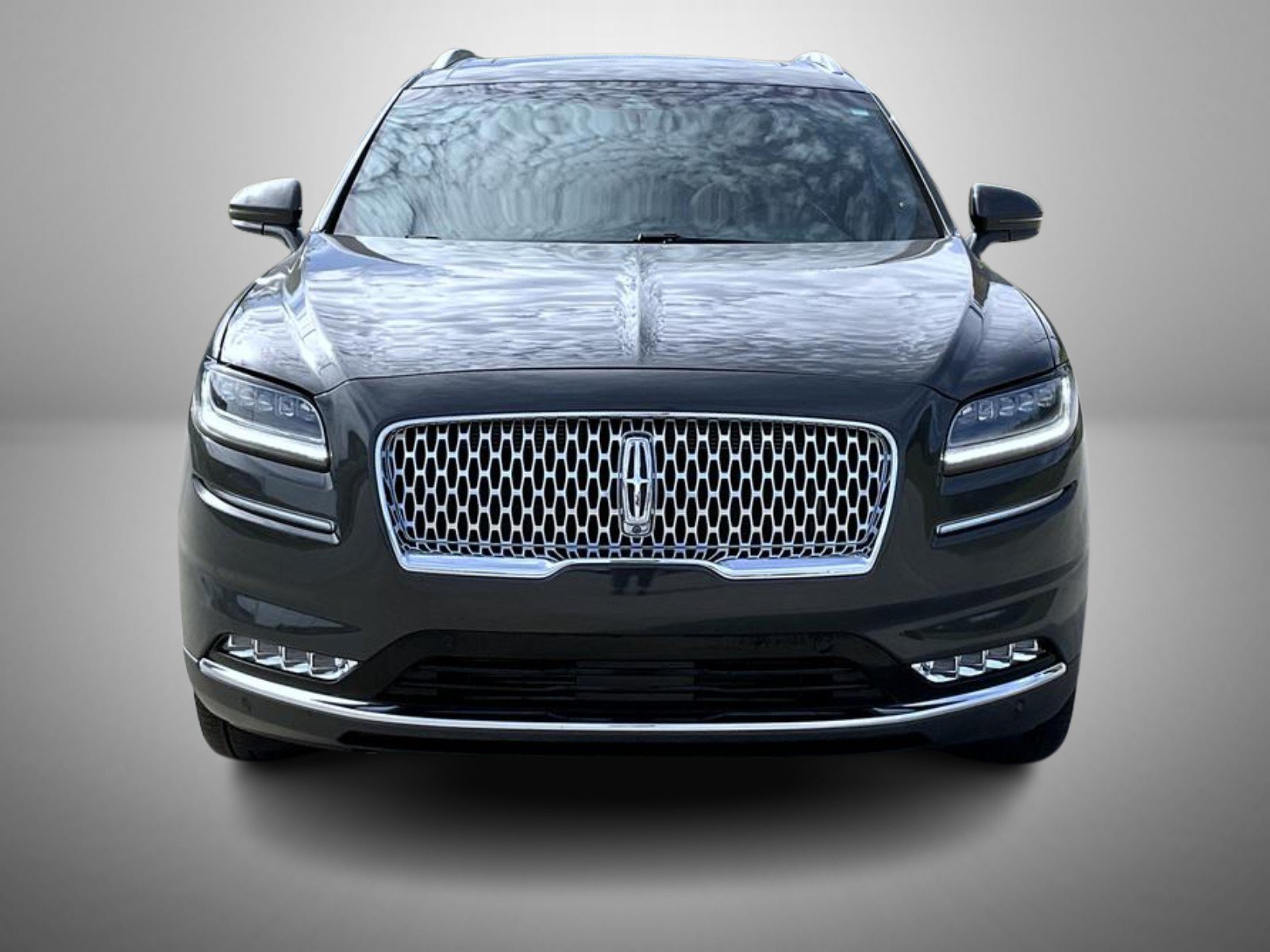 Used 2022 Lincoln Nautilus Black Label AWD/4WD image 2