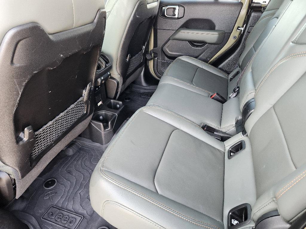 Used 2025 Jeep Gladiator Mojave w/ Convenience Group image 28