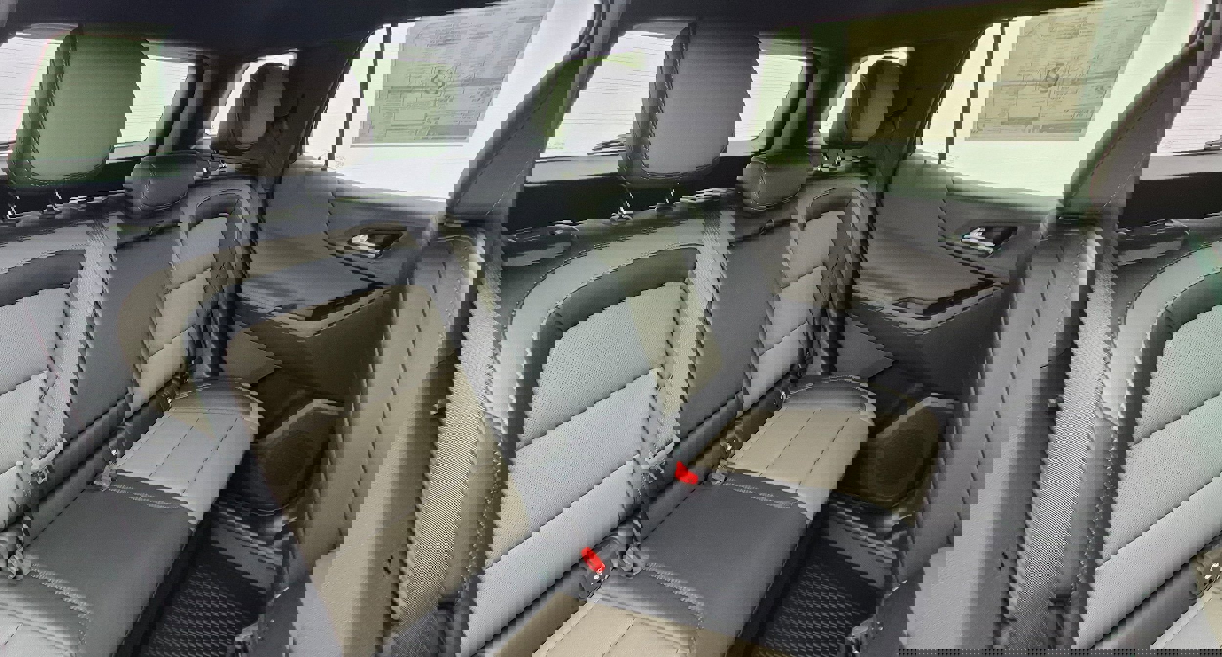New 2026 Chevrolet Equinox LT w/ Convenience Package II image 5