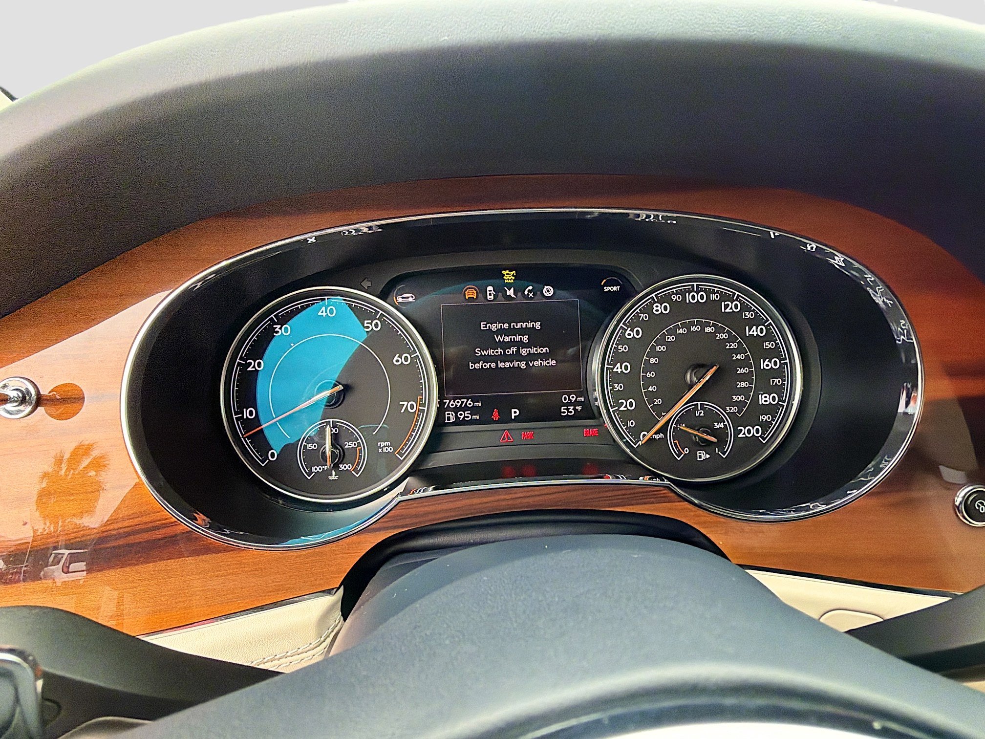 Used 2019 Bentley Bentayga image 39