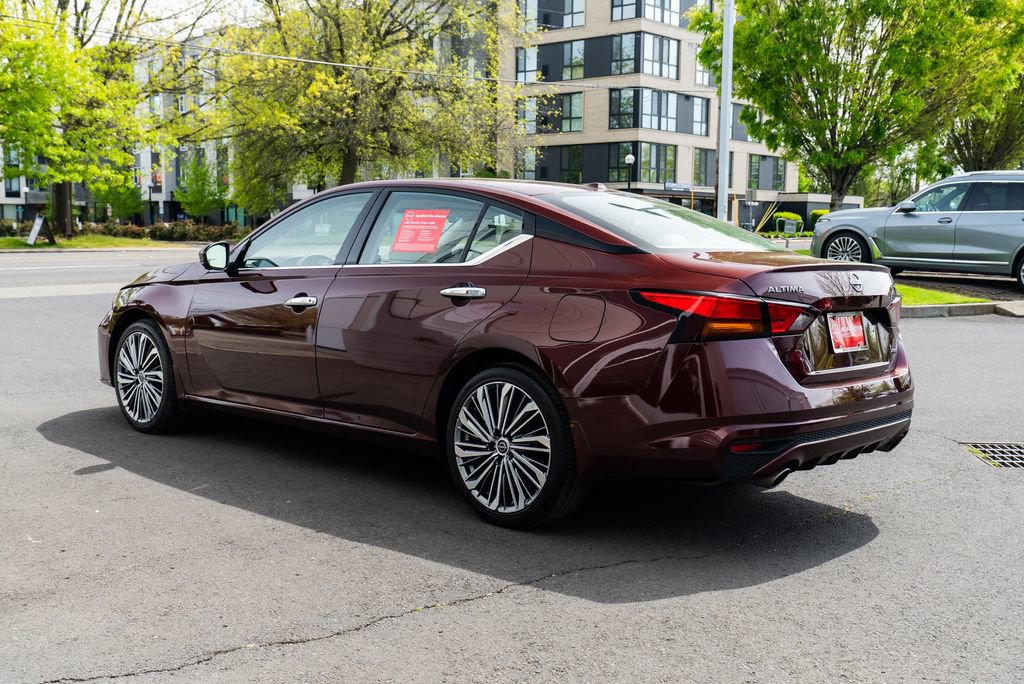 Certified 2025 Nissan Altima 2.5 SL image 4