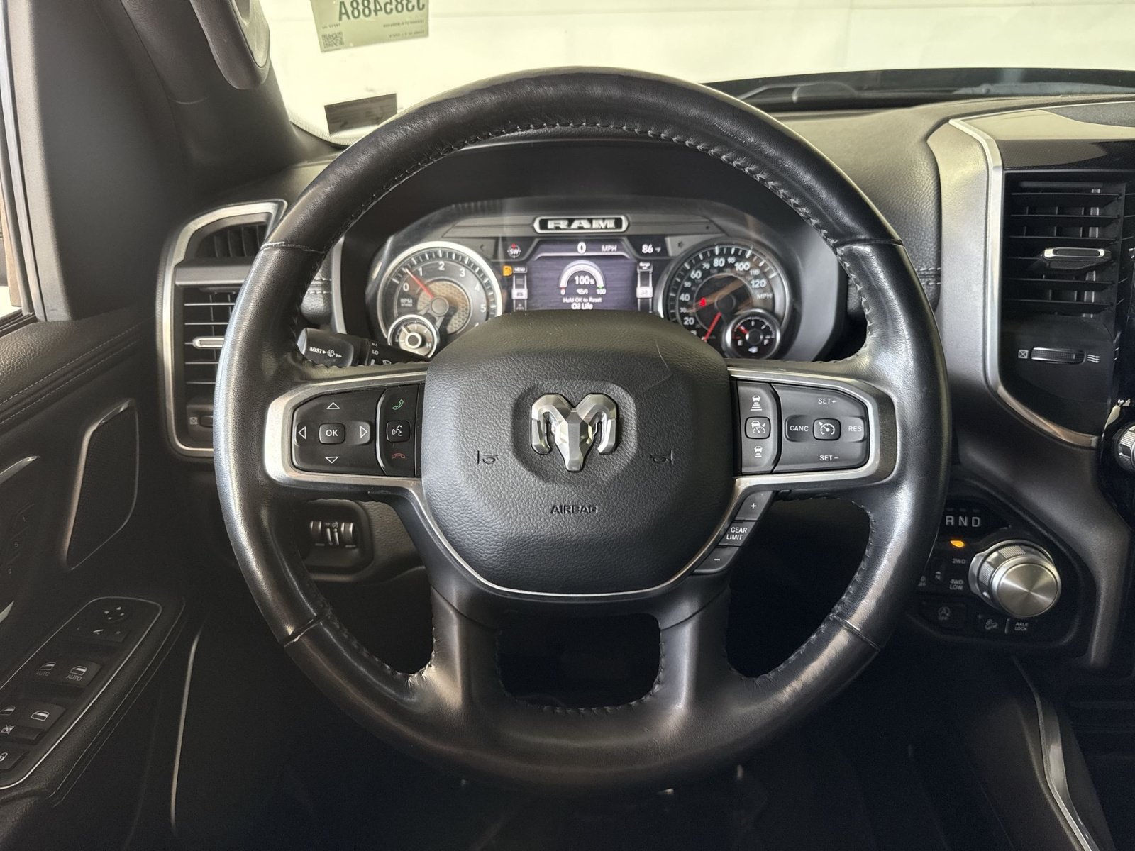 Used 2020 RAM 1500 Laramie AWD/4WD image 16