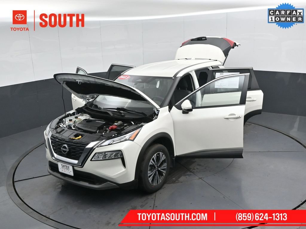 Used 2023 Nissan Rogue SV image 48