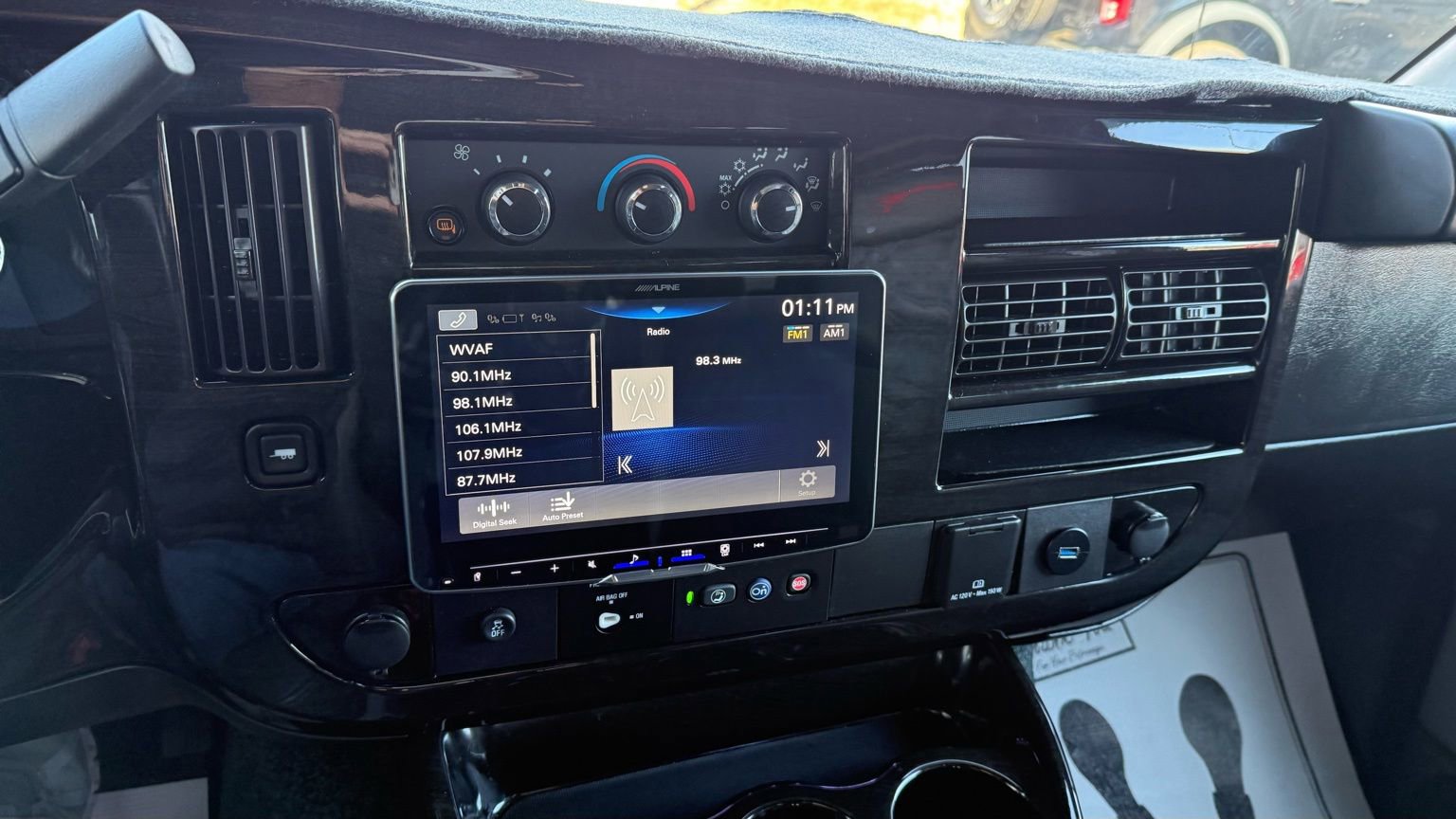 Used 2023 Chevrolet Express 2500 image 44