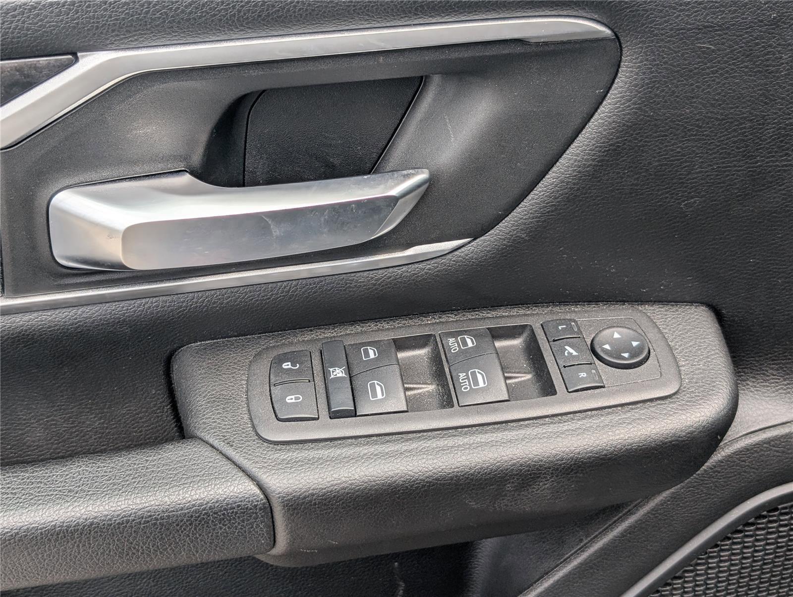 Used 2023 RAM 1500 Big Horn AWD/4WD image 19