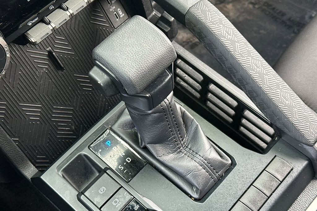 Used 2025 Toyota Tacoma SR5 image 22