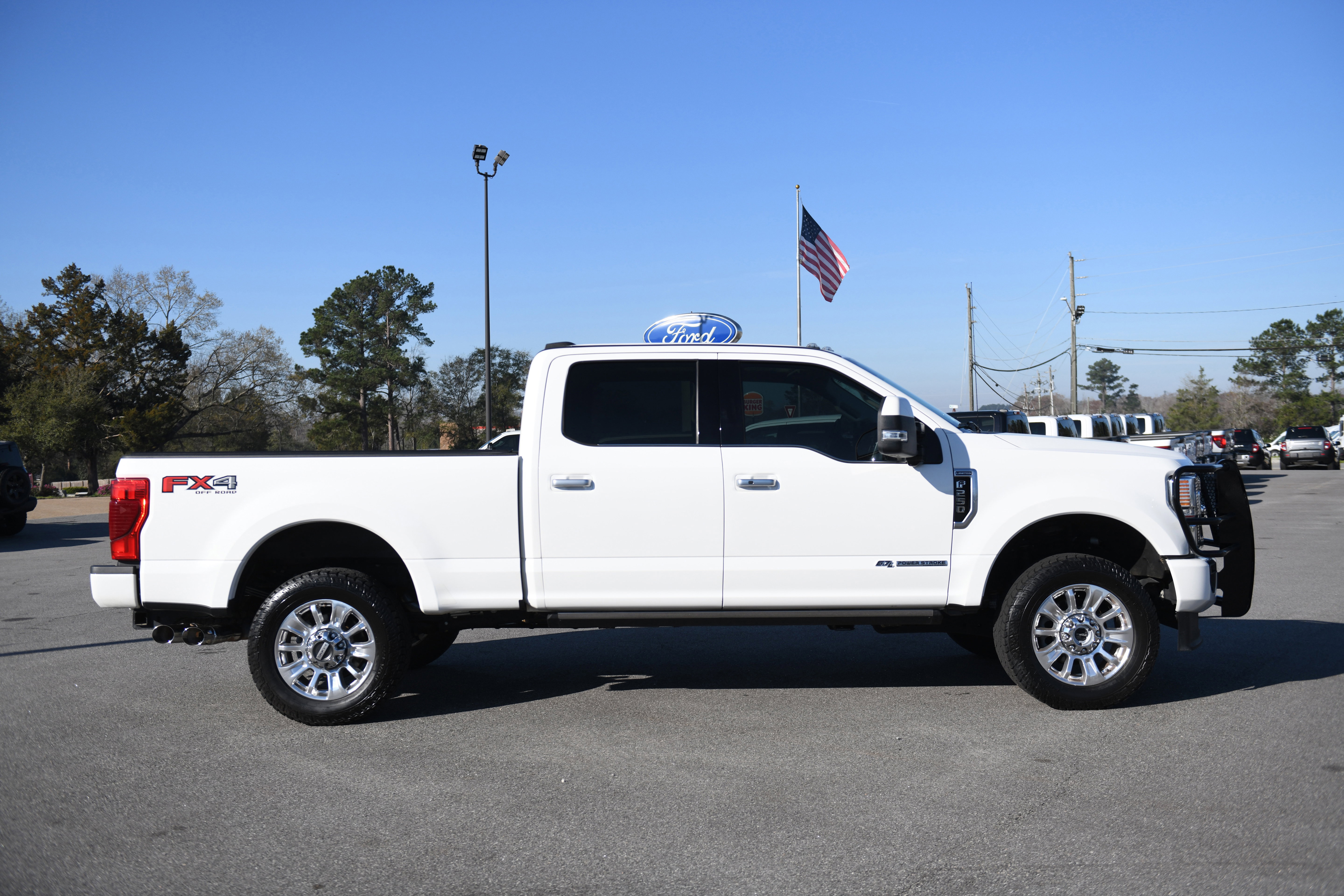 Used 2020 Ford F250 Limited image 1