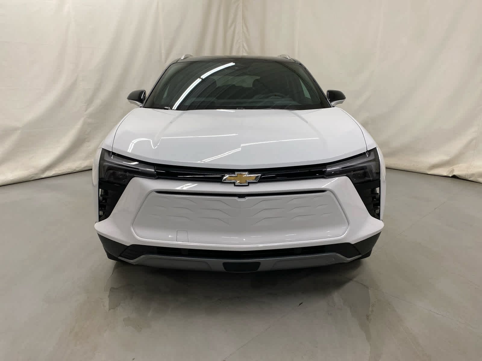 New 2025 Chevrolet Blazer EV LT AWD/4WD image 3
