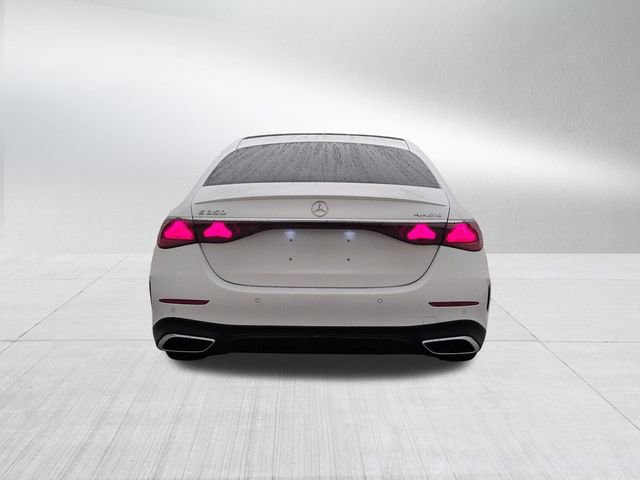 Used 2024 Mercedes-Benz E 350 4MATIC Sedan image 6