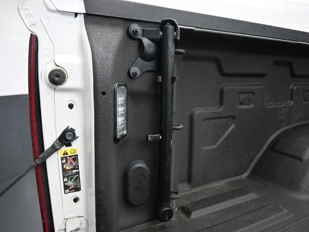 Used 2022 Chevrolet Silverado 2500 High Country w/ Safety Package II image 64