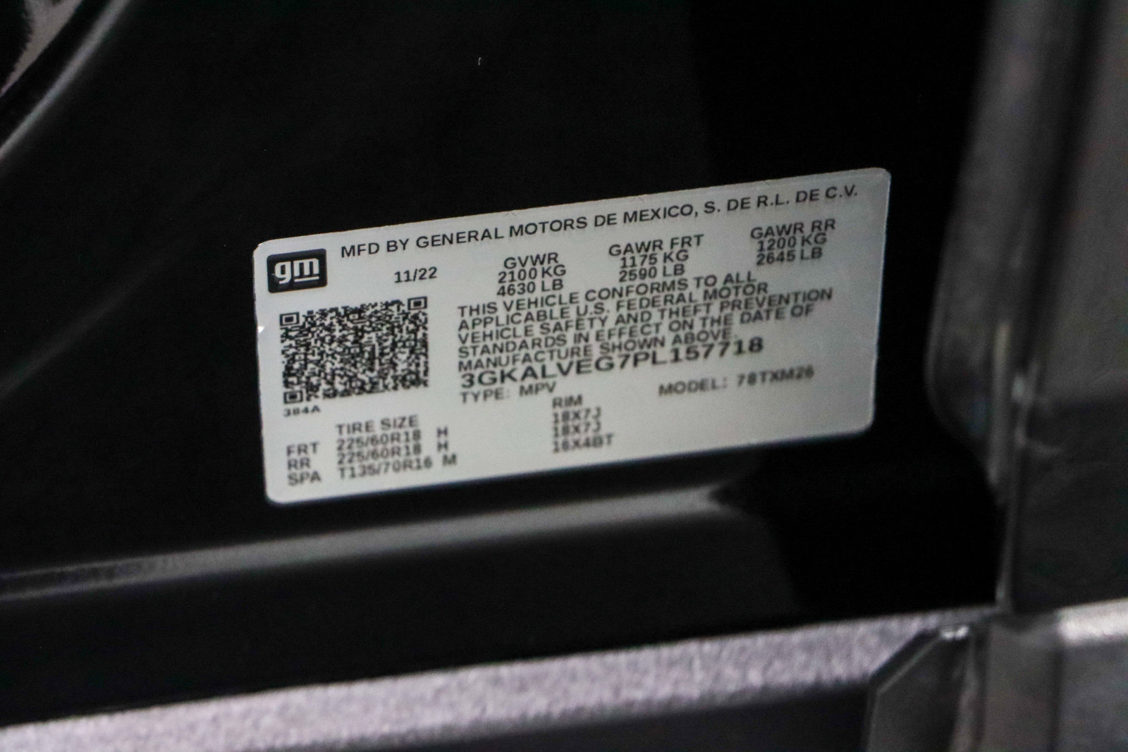 Used 2023 GMC Terrain SLT image 32