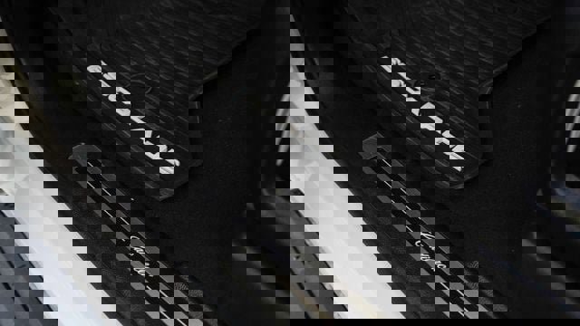 Used 2019 Cadillac Escalade ESV Premium Luxury image 46