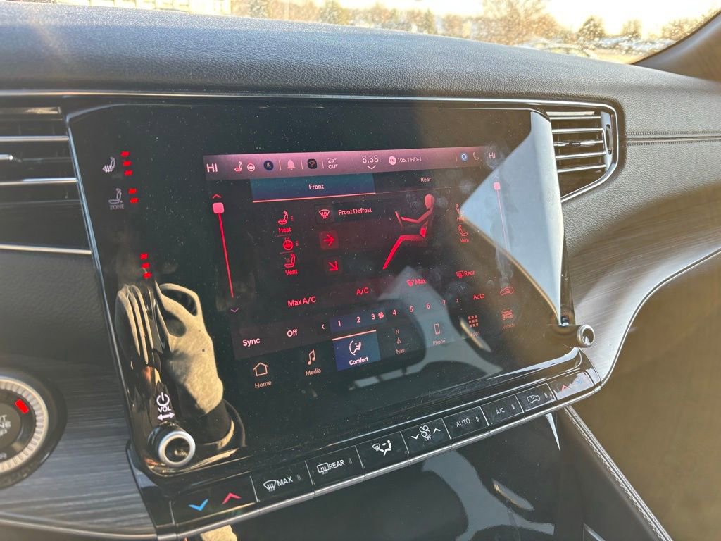 Used 2023 Jeep Wagoneer L Series II image 20