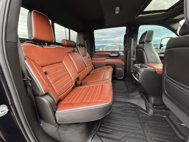 Used 2025 GMC Sierra 3500 Denali Ultimate AWD/4WD image 46