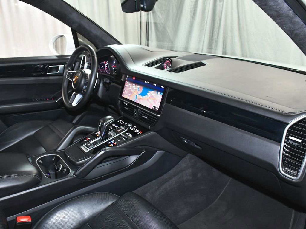 Used 2021 Porsche Cayenne GTS w/ Premium Package Plus AWD/4WD image 56