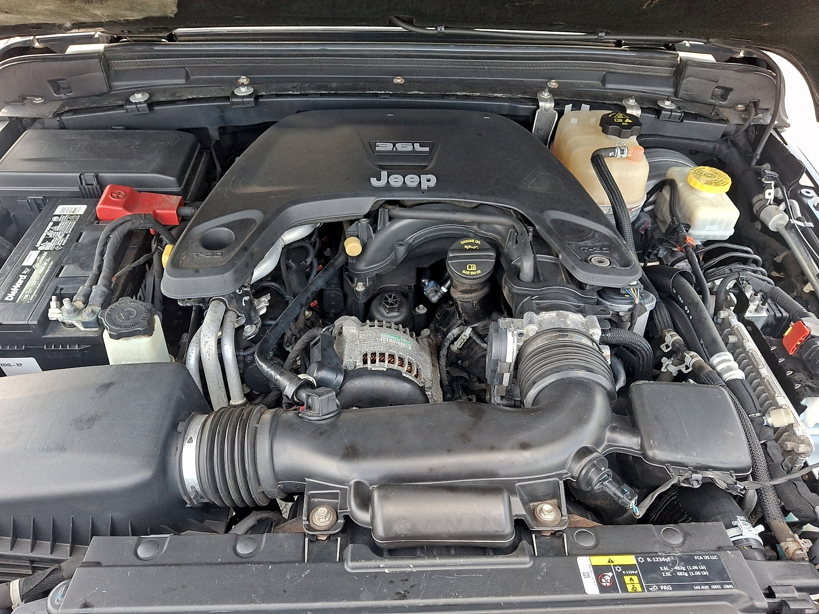 Used 2018 Jeep Wrangler Unlimited Sport S AWD/4WD image 27