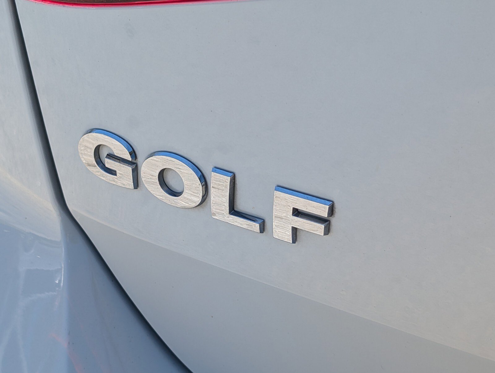 Used 2017 Volkswagen Golf Wolfsburg Edition image 17