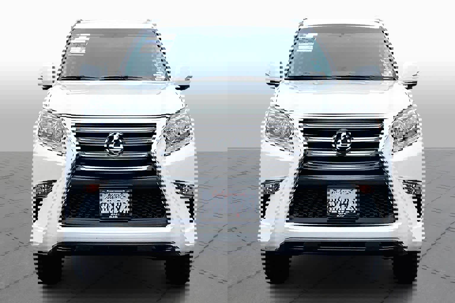 Used 2017 Lexus GX 460 image 3