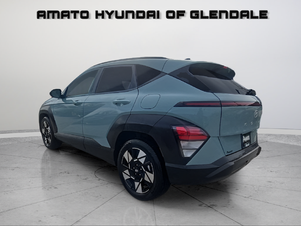 Used 2025 Hyundai Kona SEL FWD image 4