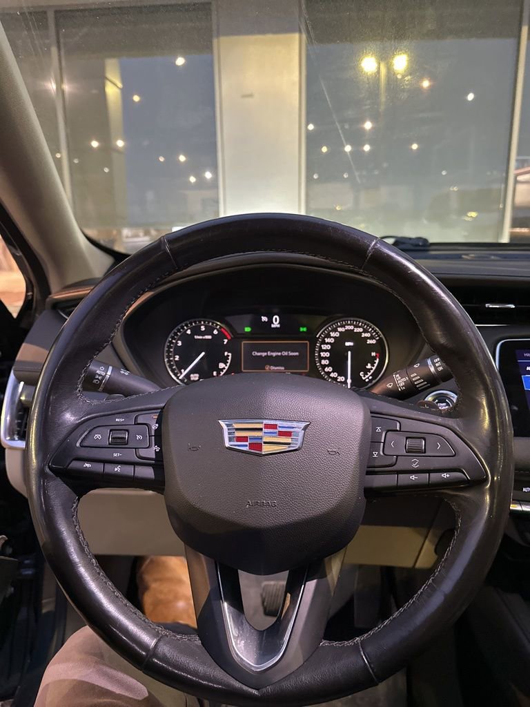 Used 2019 Cadillac XT4 Premium Luxury image 12