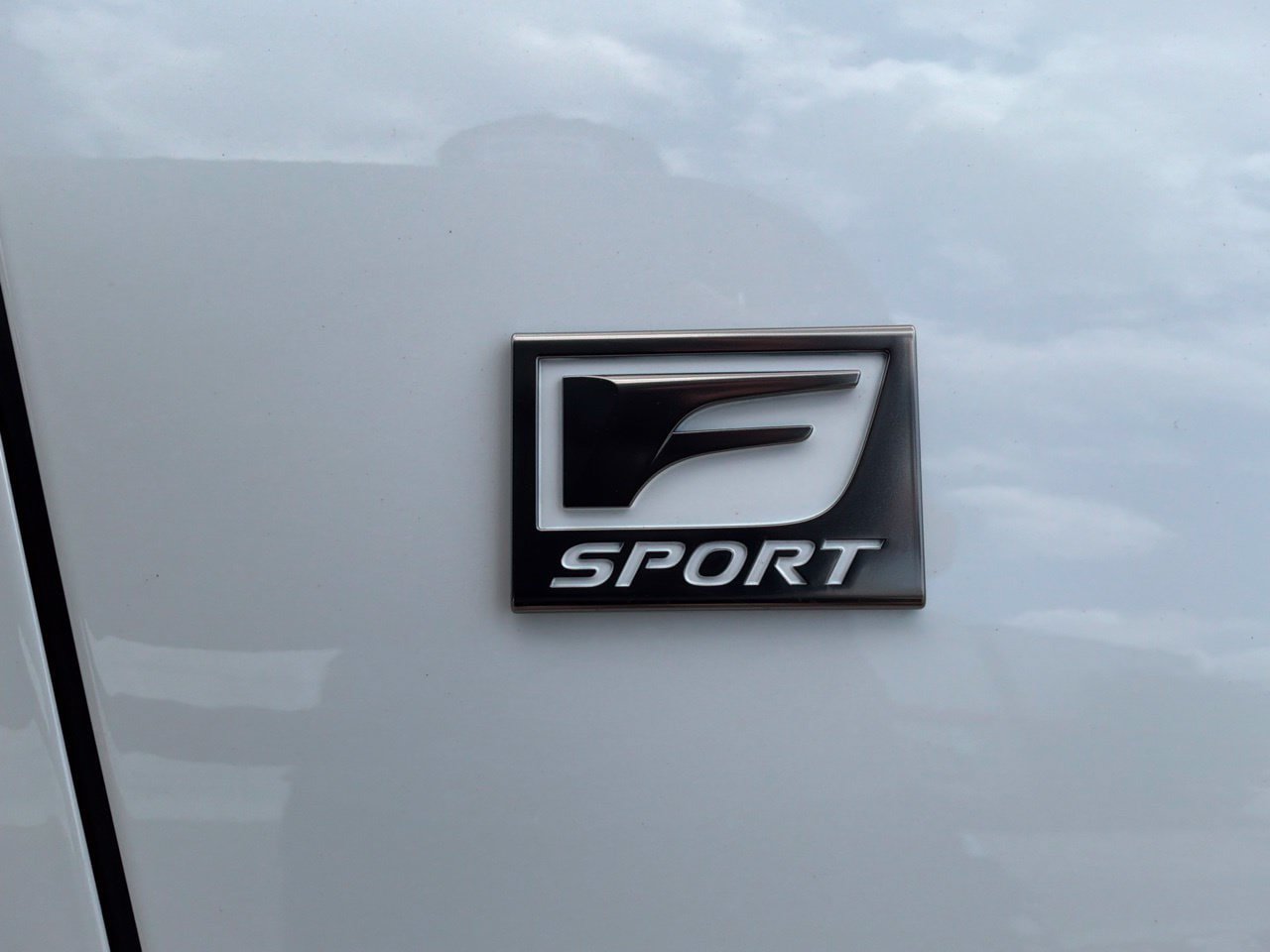 Used 2021 Lexus ES 250 F Sport AWD/4WD image 10