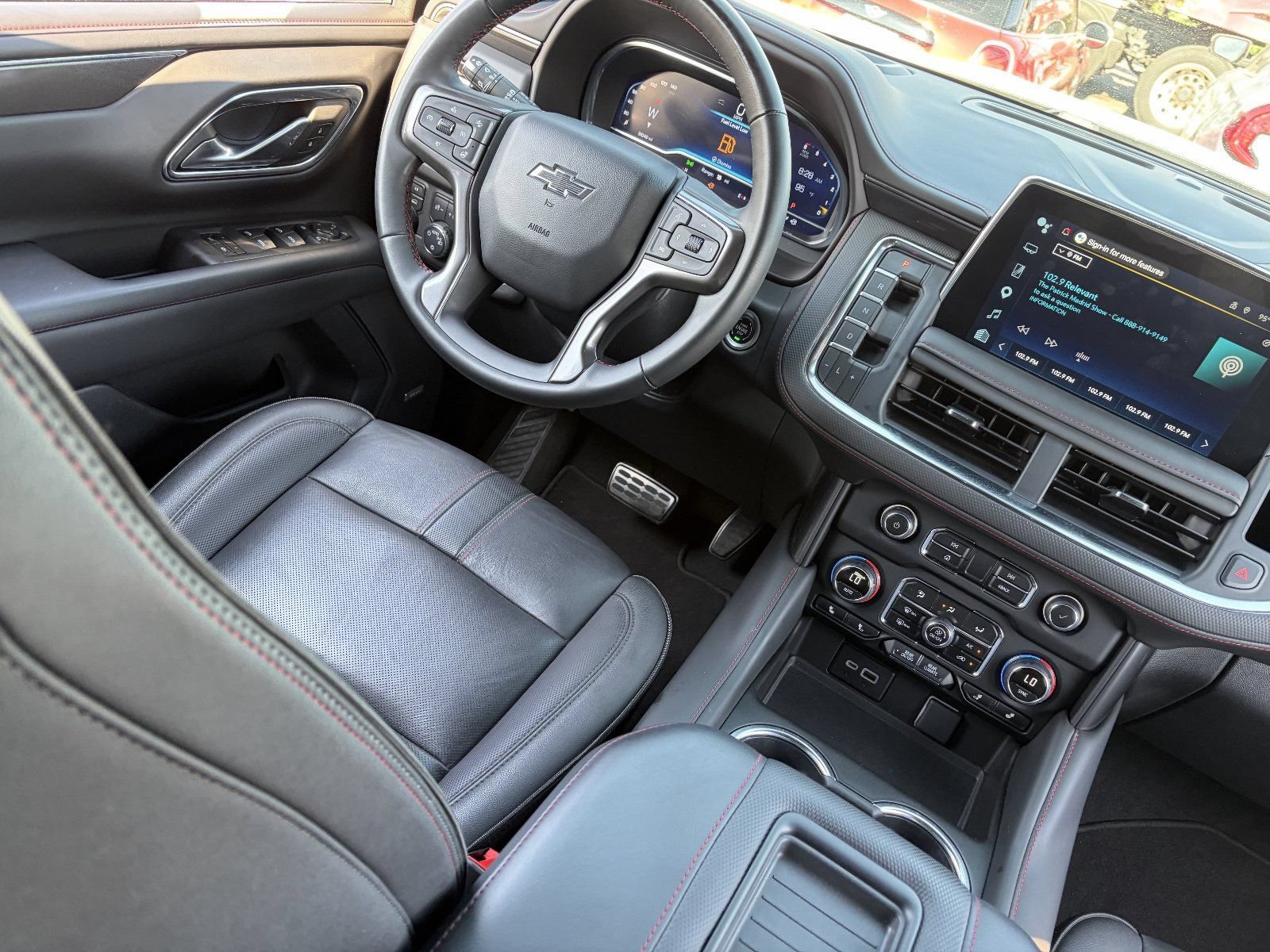 Used 2024 Chevrolet Tahoe RST w/ RST Performance Edition AWD/4WD image 15