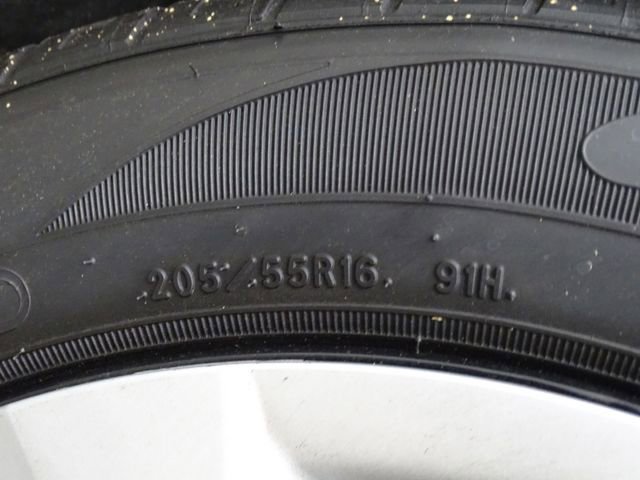 Used 2023 Toyota Corolla LE image 39