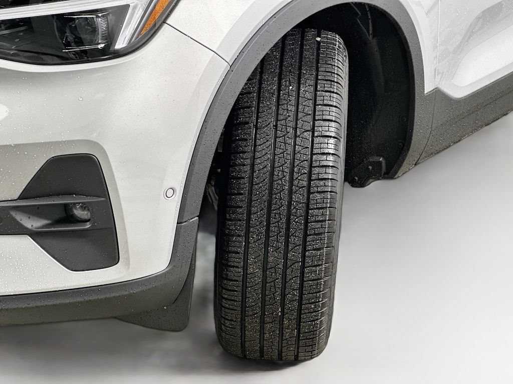 Used 2025 Volvo XC40 B5 Ultra w/ Protection Package AWD/4WD image 25