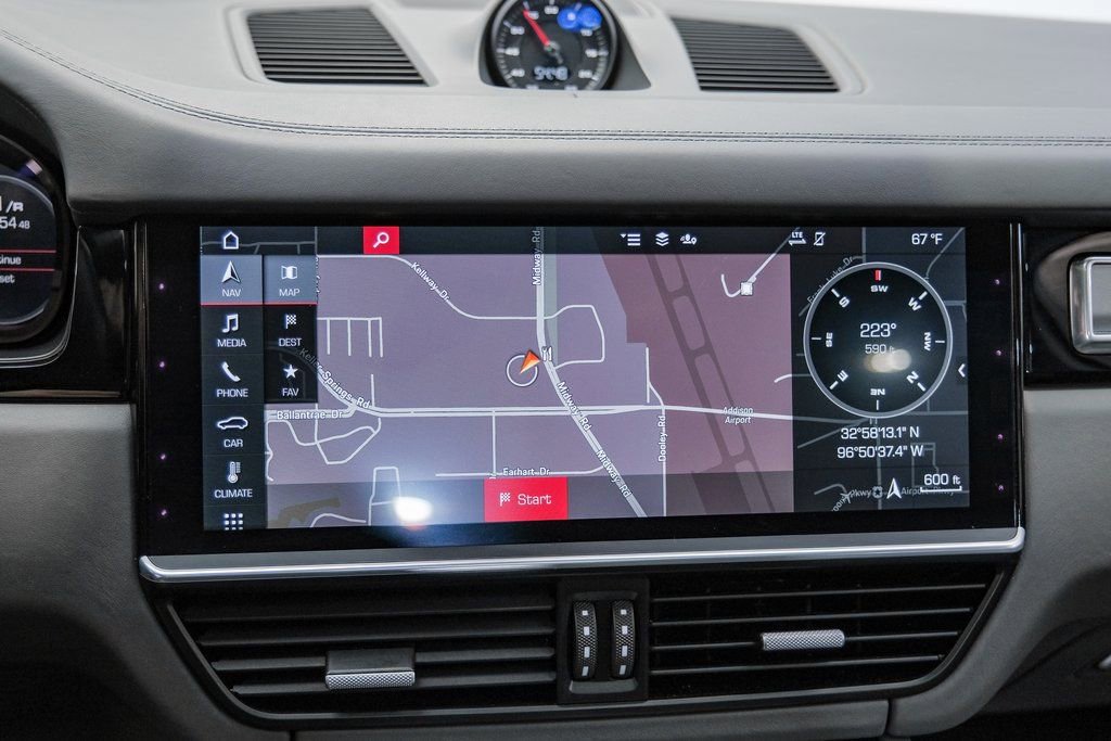Used 2020 Porsche Cayenne Turbo AWD/4WD image 20