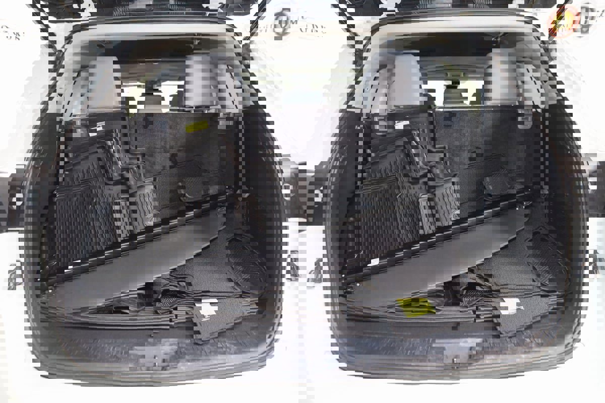 Used 2023 Toyota Highlander XLE image 50