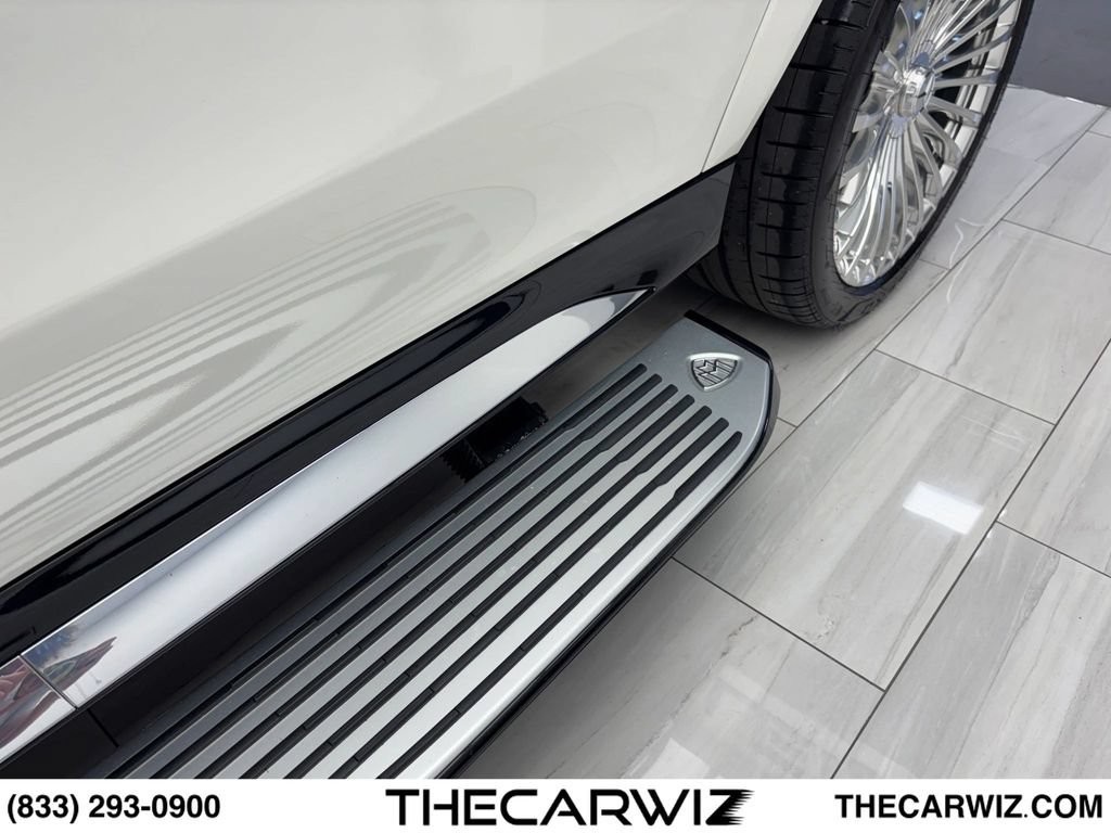Used 2022 Mercedes-Benz Maybach GLS 600 4MATIC image 55