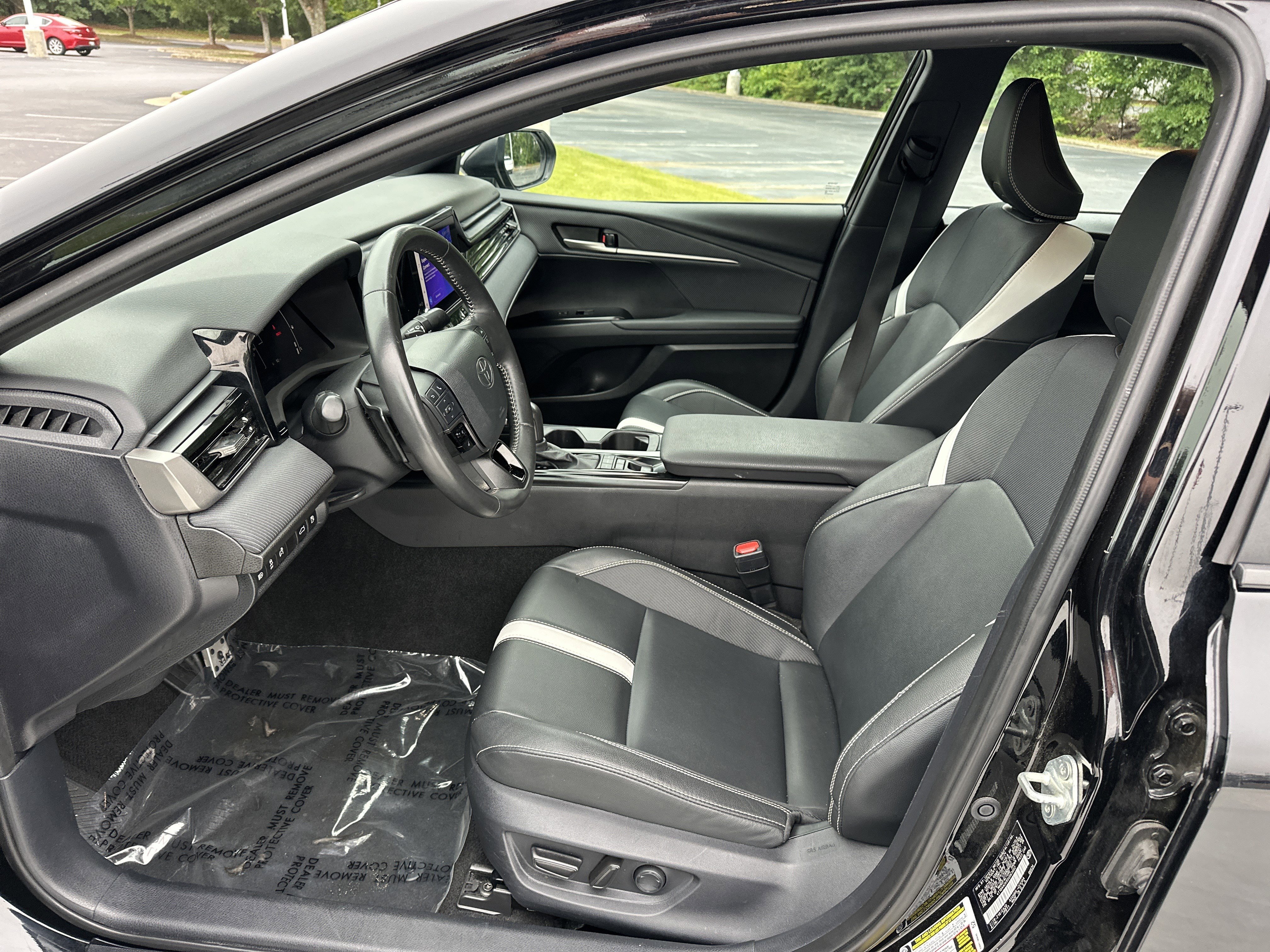 Certified 2025 Toyota Camry SE FWD image 16