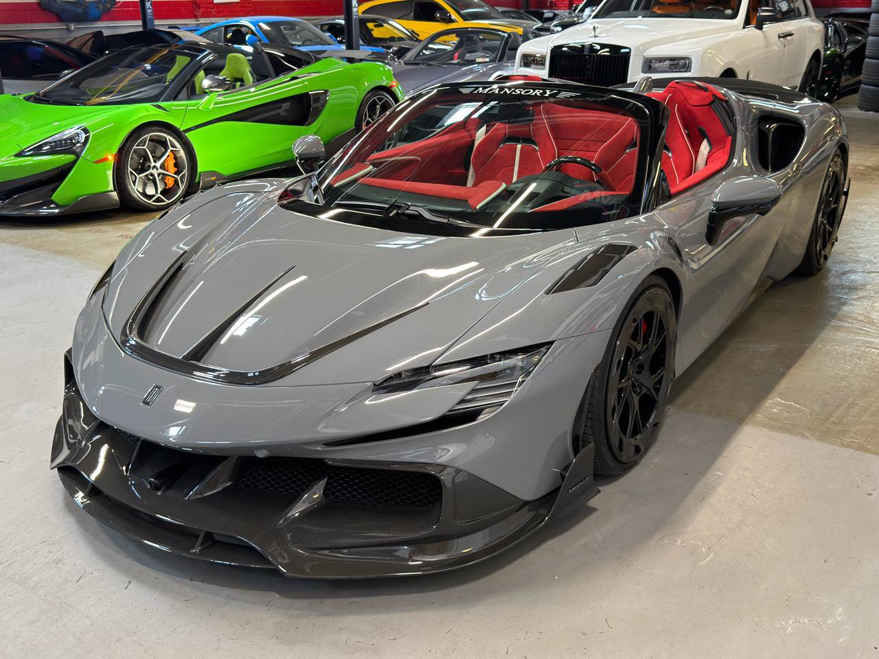 Used 2022 Ferrari SF90 Spider AWD/4WD image 11