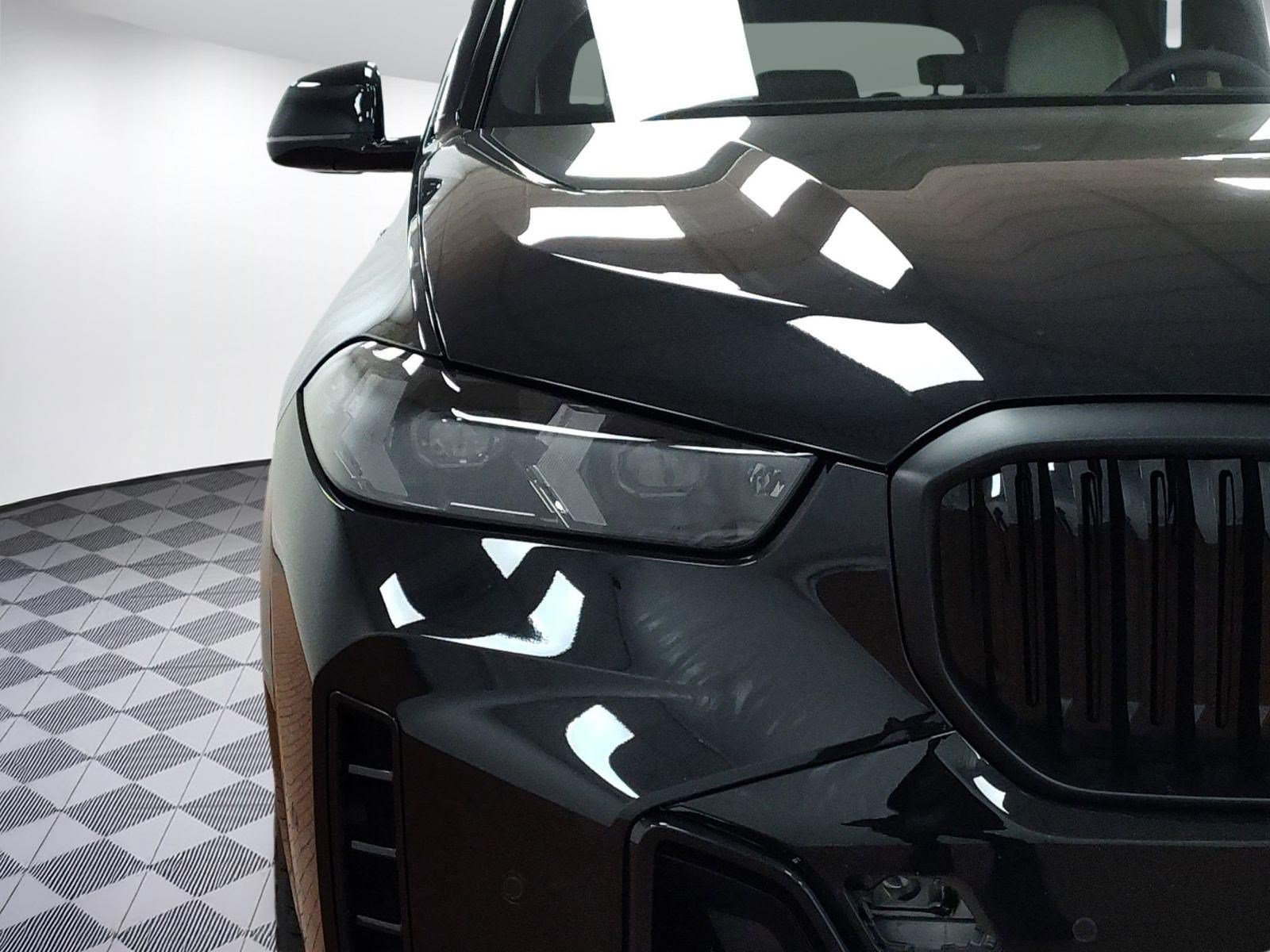 Used 2026 BMW X5 xDrive40i w/ M Sport Package AWD/4WD image 10
