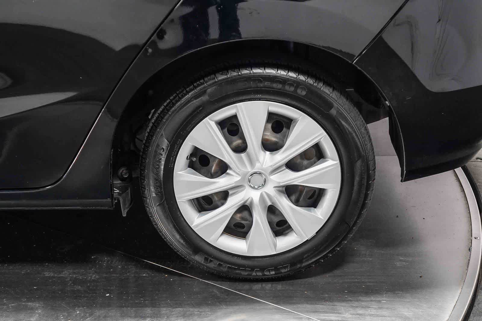 Used 2020 Honda Fit LX image 10