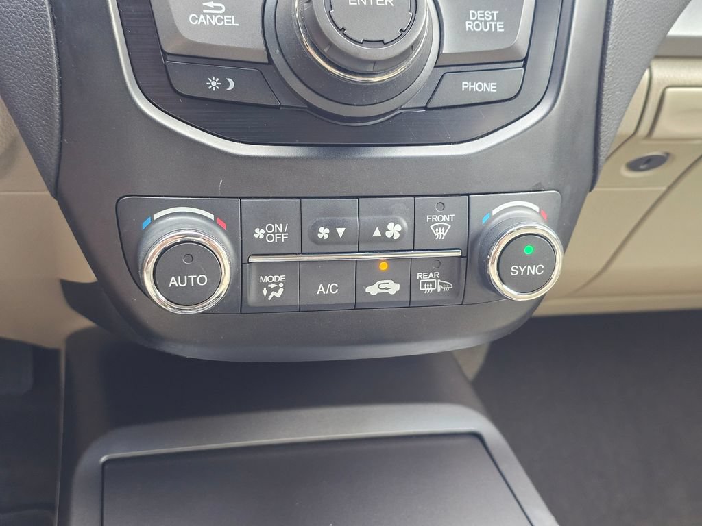 Used 2014 Acura RDX w/ Technology Package AWD/4WD image 32
