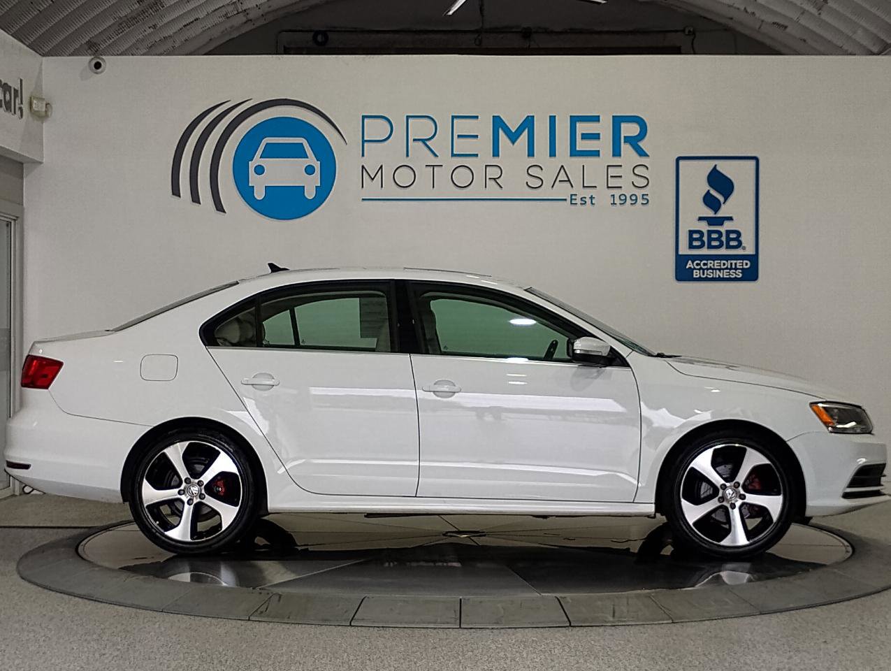 Used 2016 Volkswagen Jetta SE FWD image 40