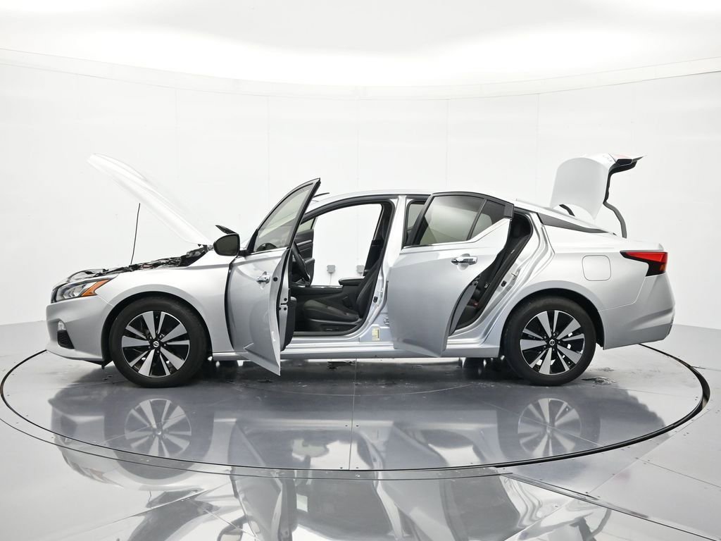 Certified 2022 Nissan Altima 2.5 SV FWD image 45