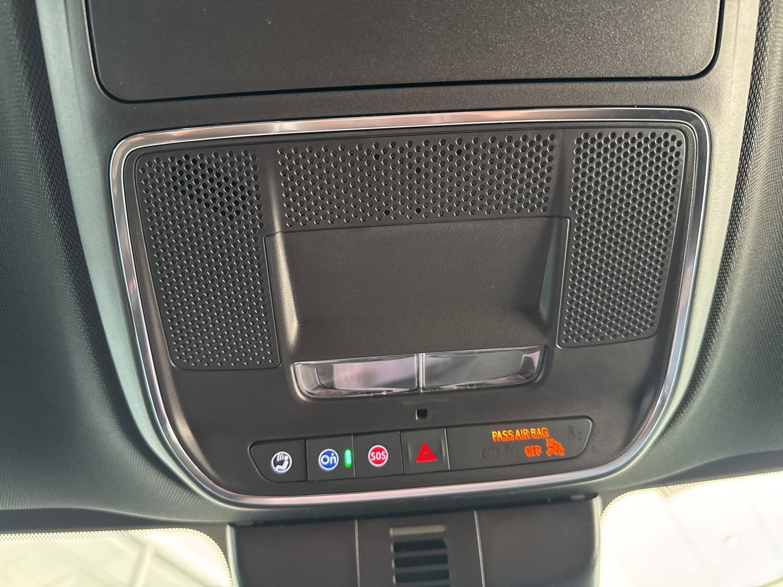 New 2026 Chevrolet Traverse RS w/ LPO, Floor Liner Package image 37