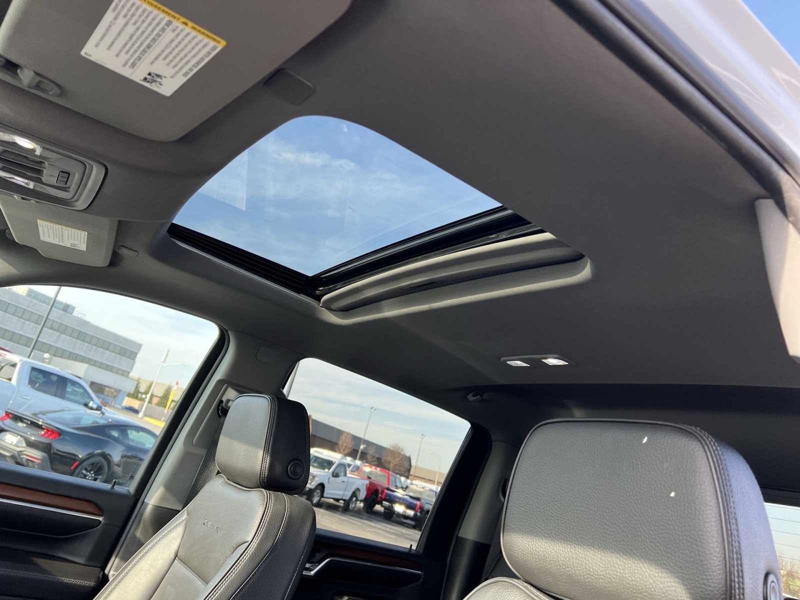 Used 2024 GMC Sierra 3500 Denali w/ Denali Reserve Package image 24