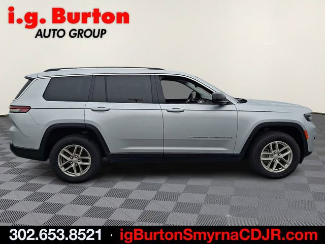 Used 2023 Jeep Grand Cherokee L Laredo AWD/4WD image 7