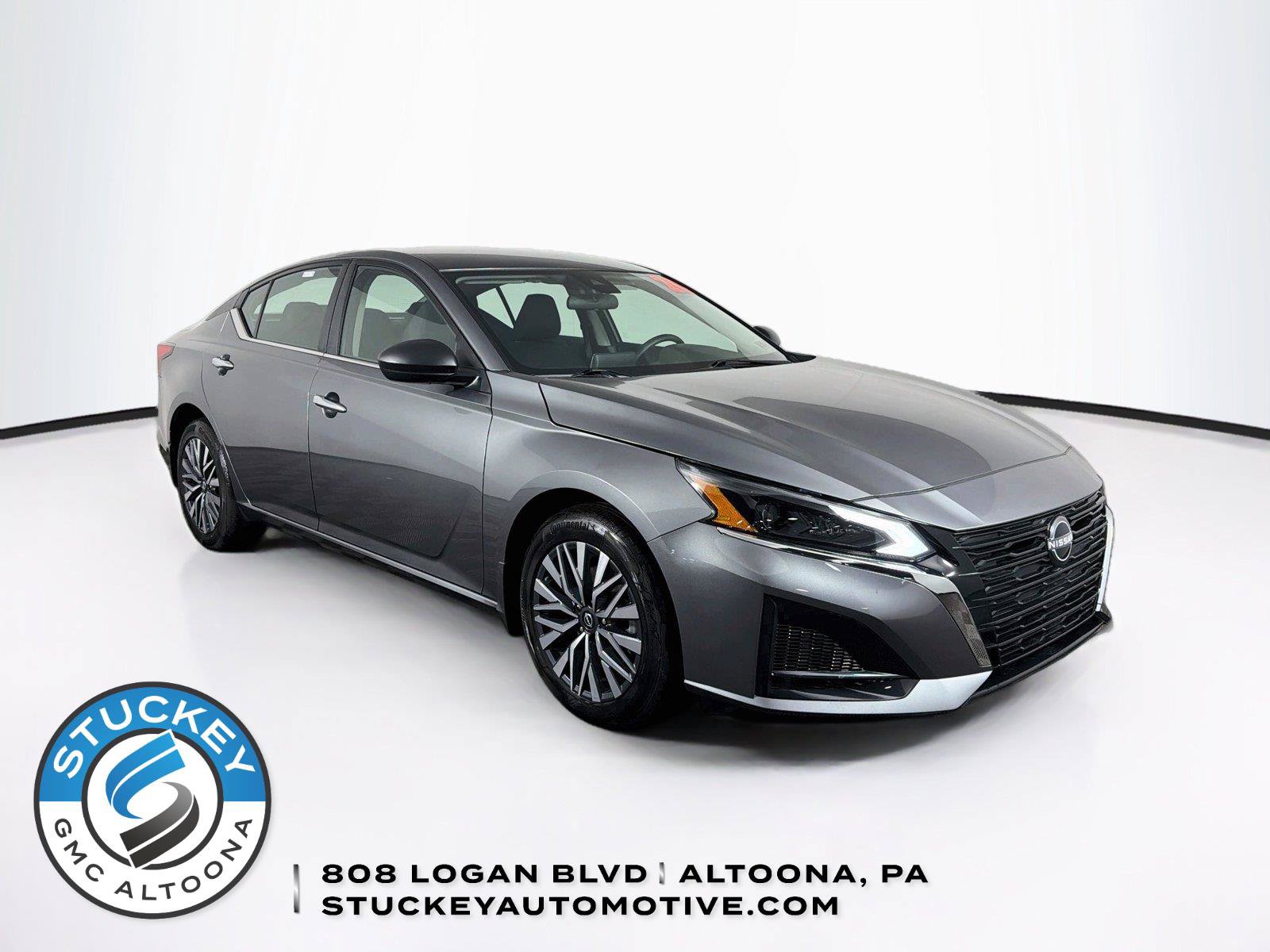 Used 2024 Nissan Altima 2.5 SV