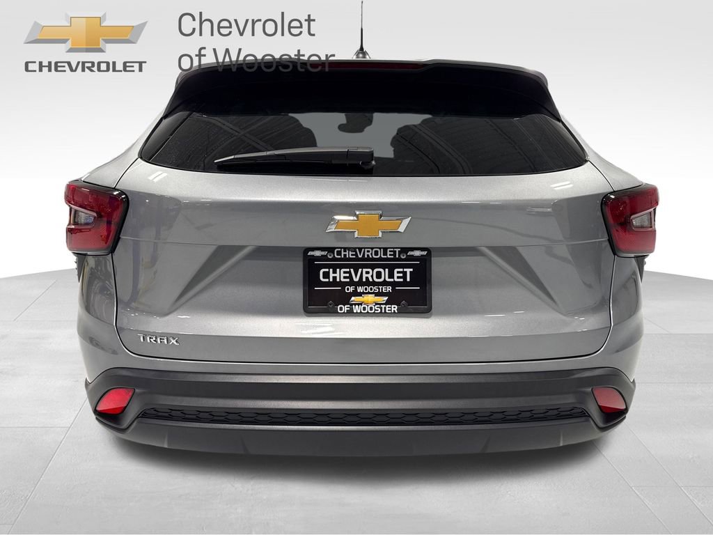 Used 2024 Chevrolet Trax LS image 43