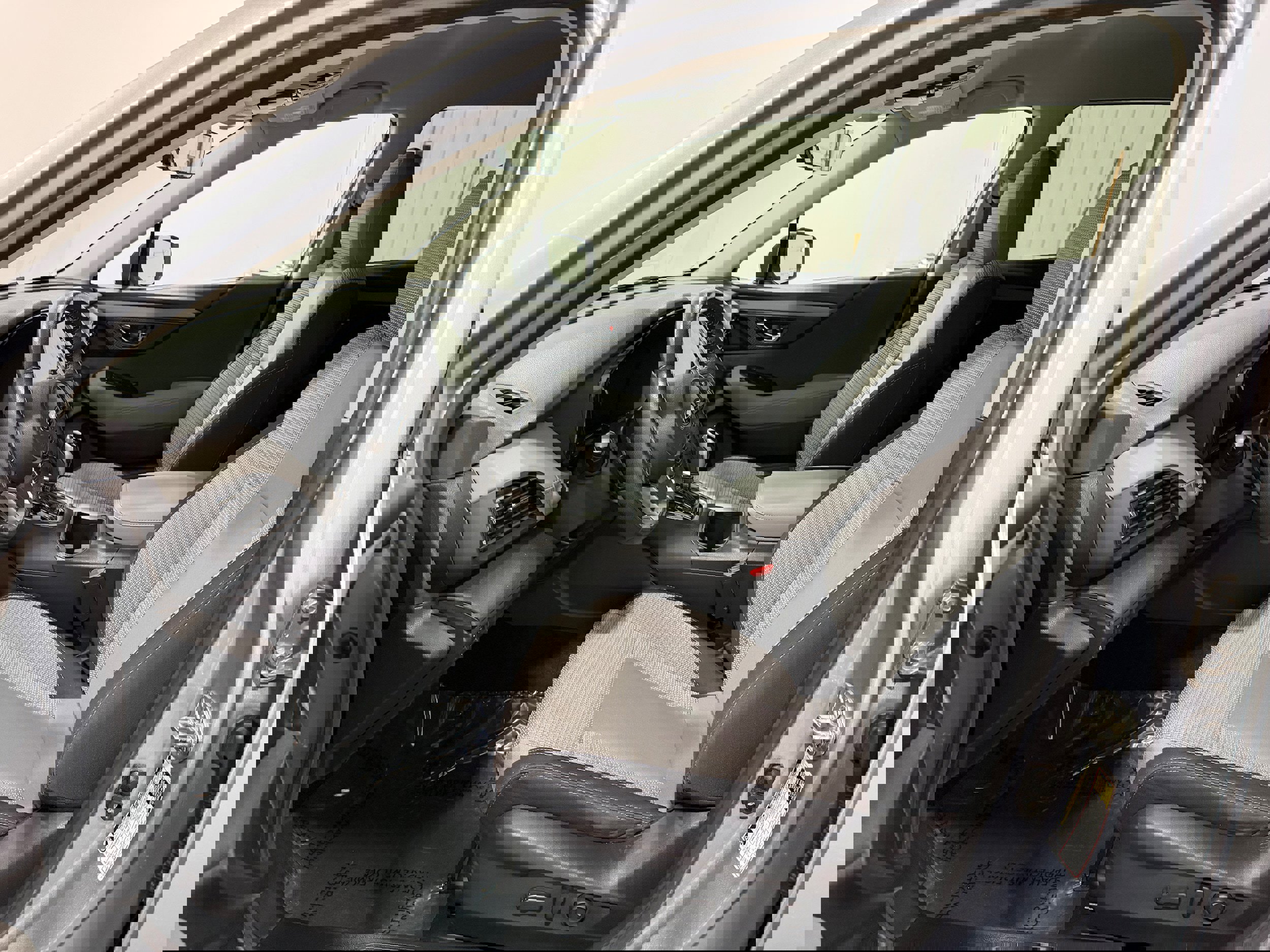 Used 2020 Subaru Outback Premium image 4