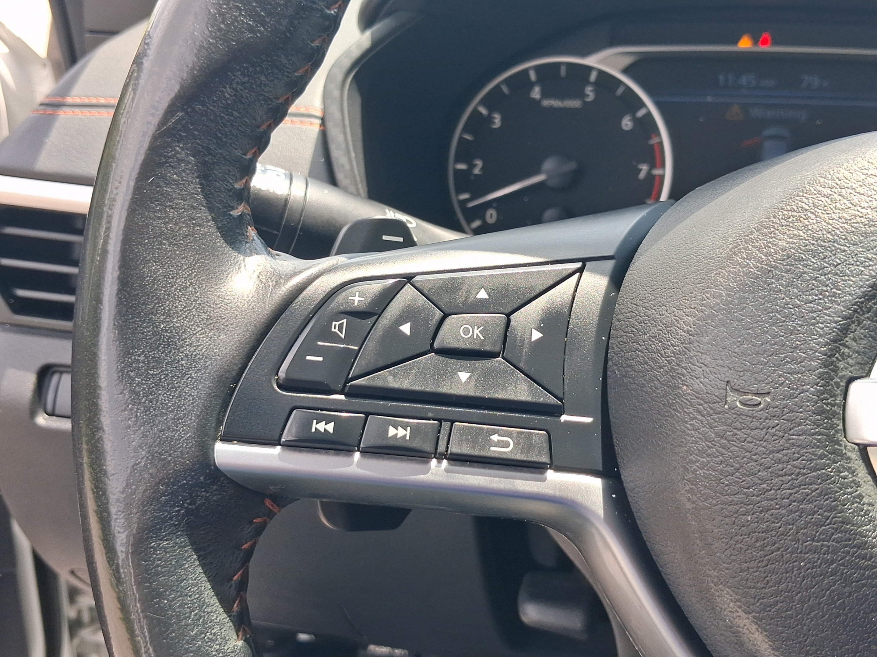 Used 2022 Nissan Altima 2.5 SR FWD image 13